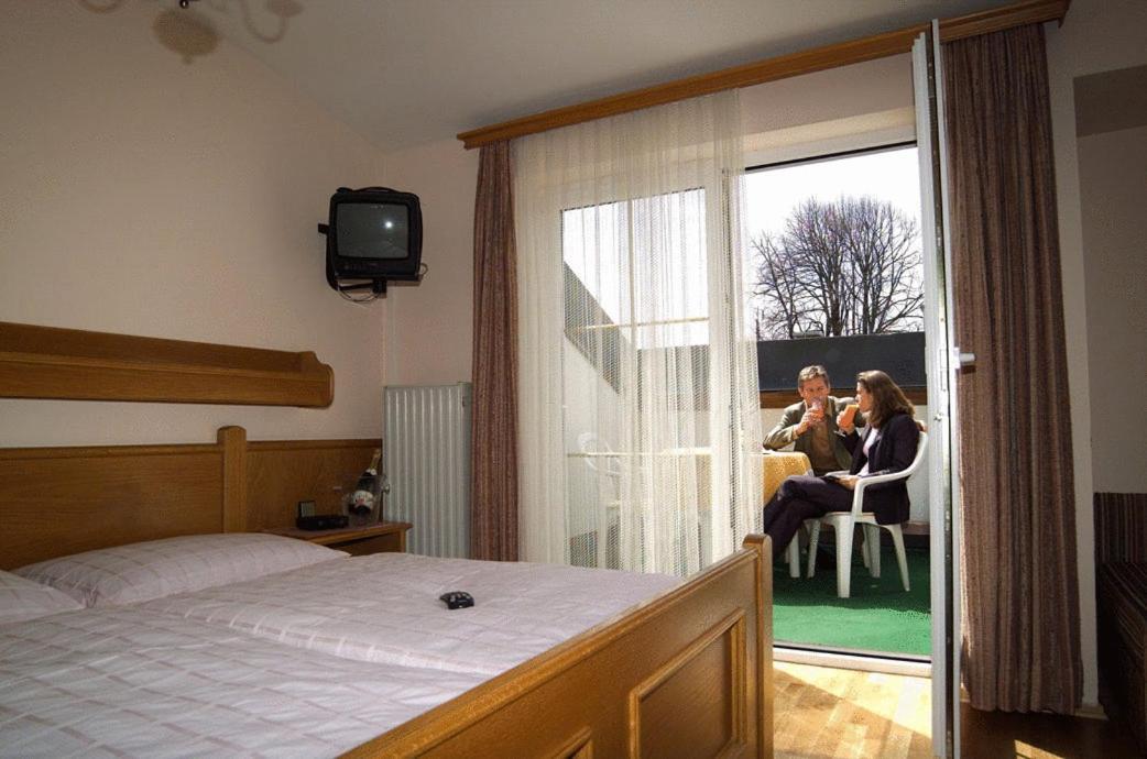Hotel Gasthof Brueggler Radstadt Dış mekan fotoğraf