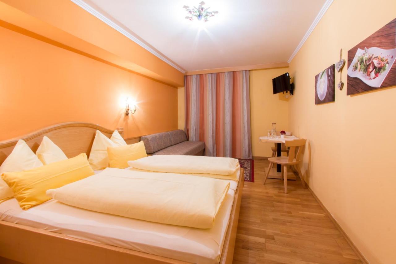 Hotel Gasthof Brueggler Radstadt Dış mekan fotoğraf